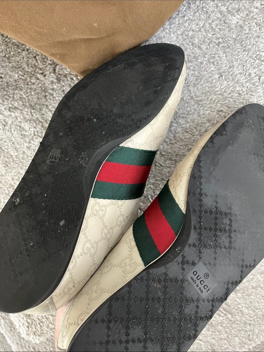Gucci Men's White GG Canvas Sneakers with Green-Red Stripe